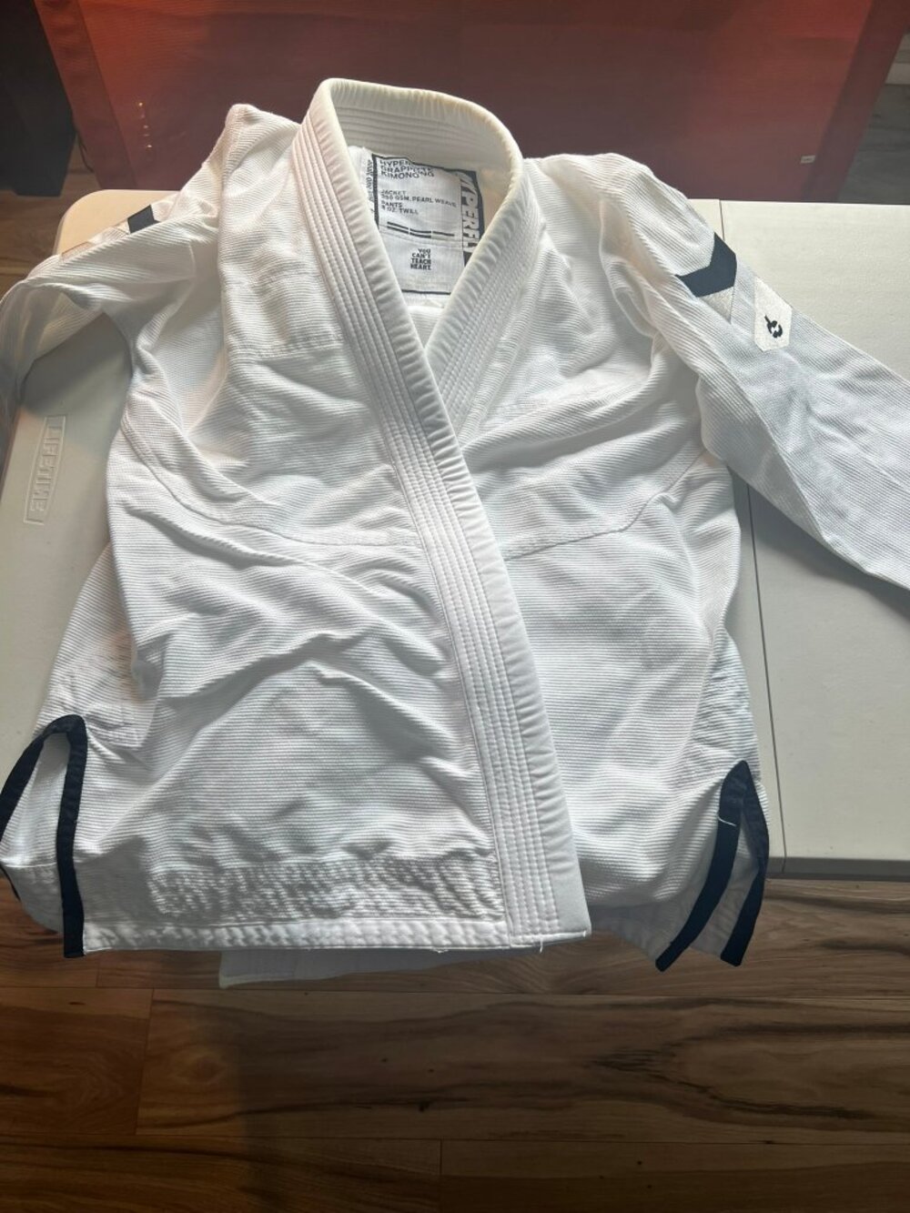Hyperfly Gi - Like New